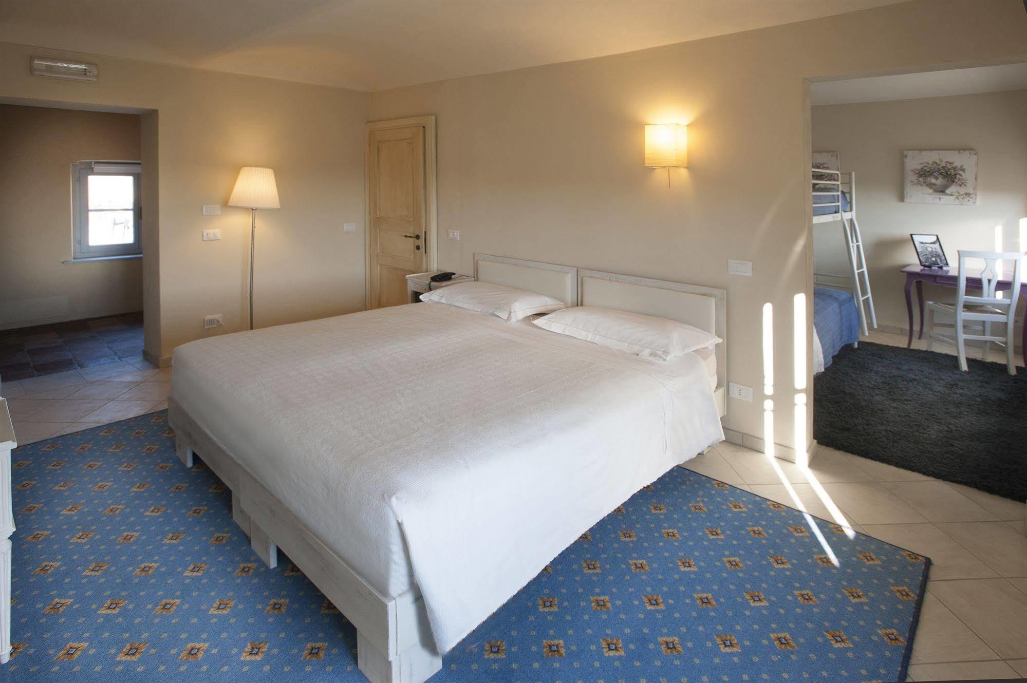 Hotel Il Campanile Cherasco Zewnętrze zdjęcie